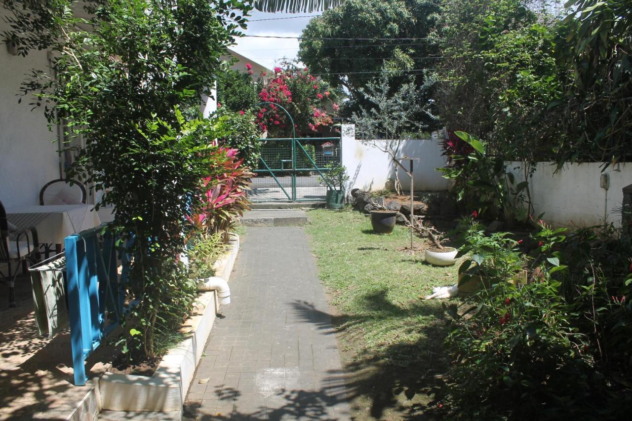Auberge Miko Grand Baie Exterior photo